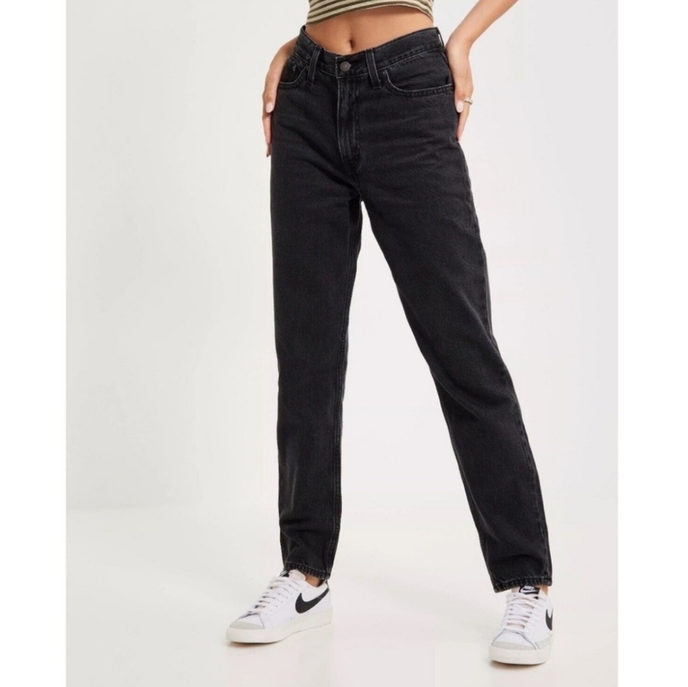 Levi's 80s Mom Jean Size 25 Black EUC